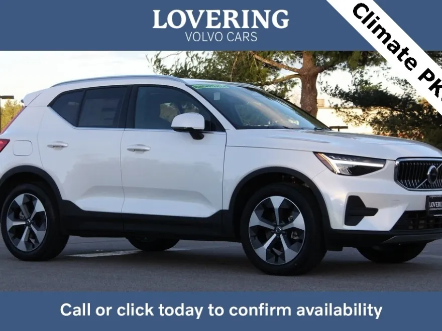 2025 Volvo XC40 Core photo 1