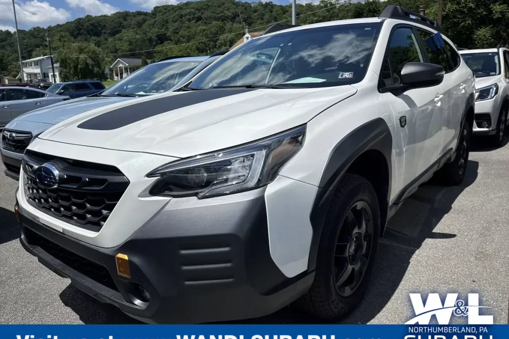 2022 Subaru Outback Wilderness photo 1