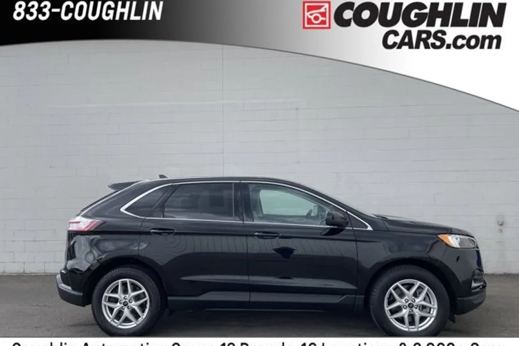 2023 Ford Edge SEL photo 1