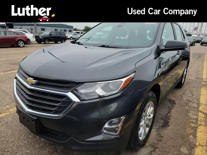 2021 Chevrolet Equinox LS photo 1