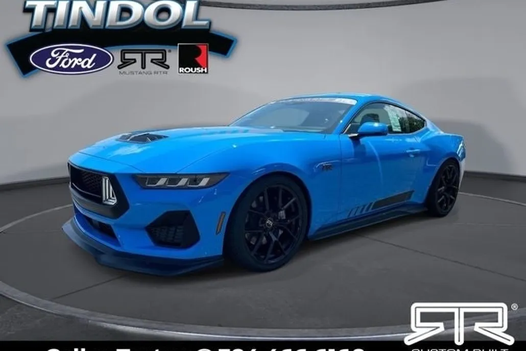 2025 Ford Mustang GT photo 1