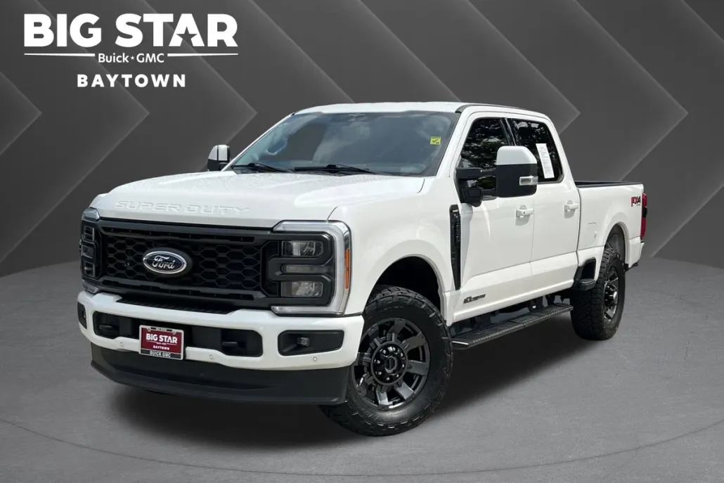 2023 Ford F-250 Lariat photo 1