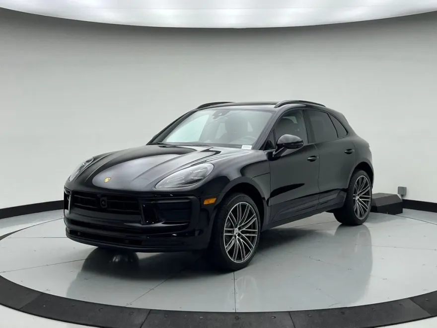 2025 Porsche Macan Base photo 1