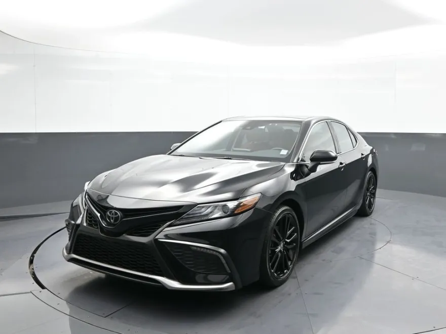 2022 Toyota Camry XSE photo 1