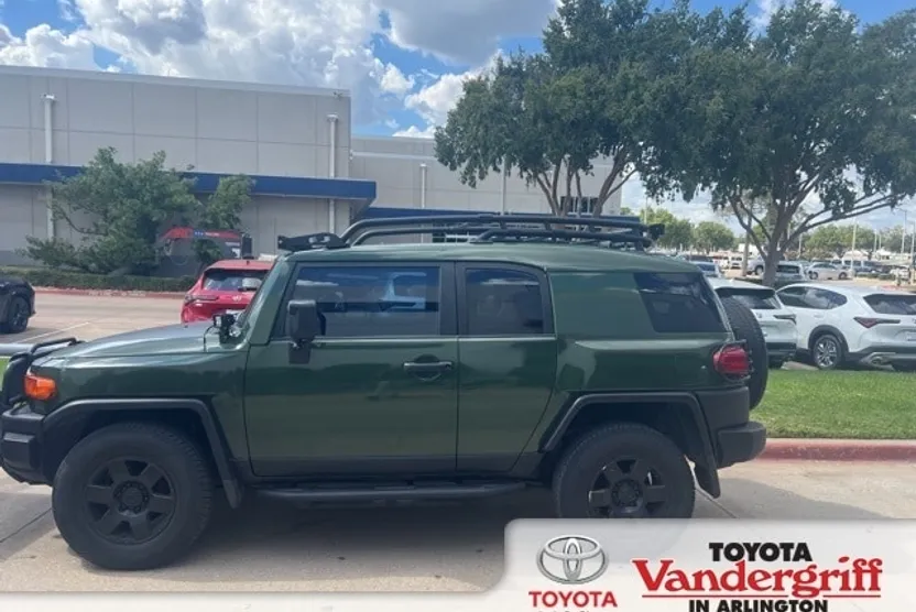 2007 Toyota FJ Cruiser Base photo 1
