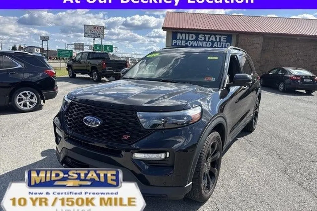 2021 Ford Explorer ST photo 1