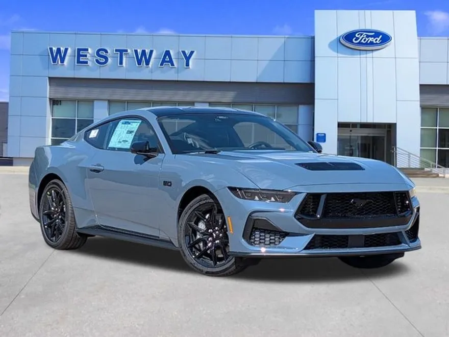 2025 Ford Mustang GT photo 1