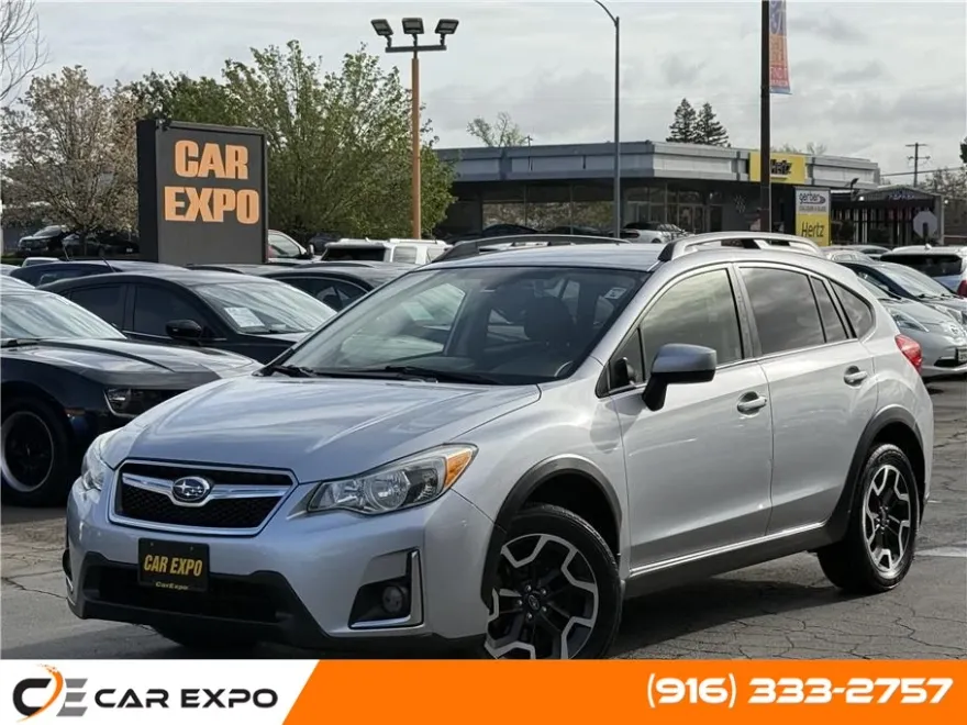 2017 Subaru Crosstrek 2.0i Premium photo 1