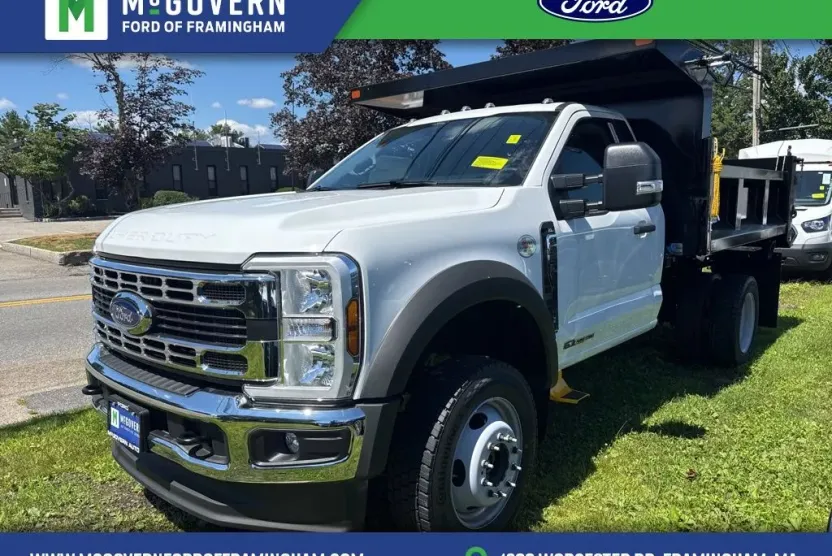2025 Ford F-550 XL photo 1