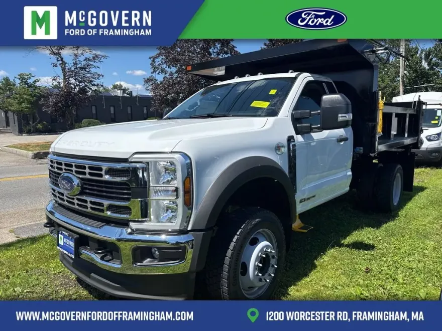 2025 Ford F-550 XL photo 1