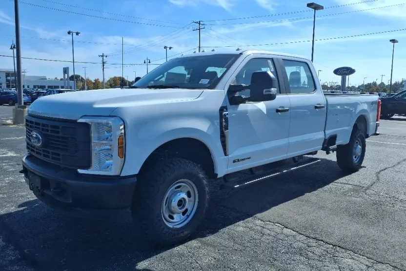 2026 Ford F-350 XL photo 1