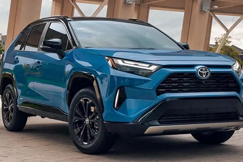 2025 Toyota RAV4 Hybrid XLE photo 1