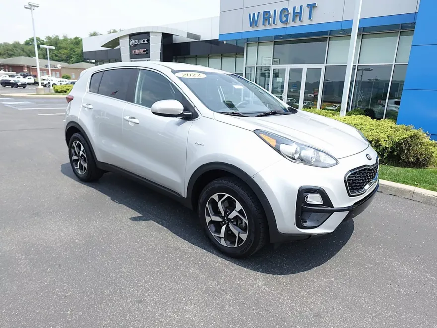 2022 Kia Sportage LX photo 1