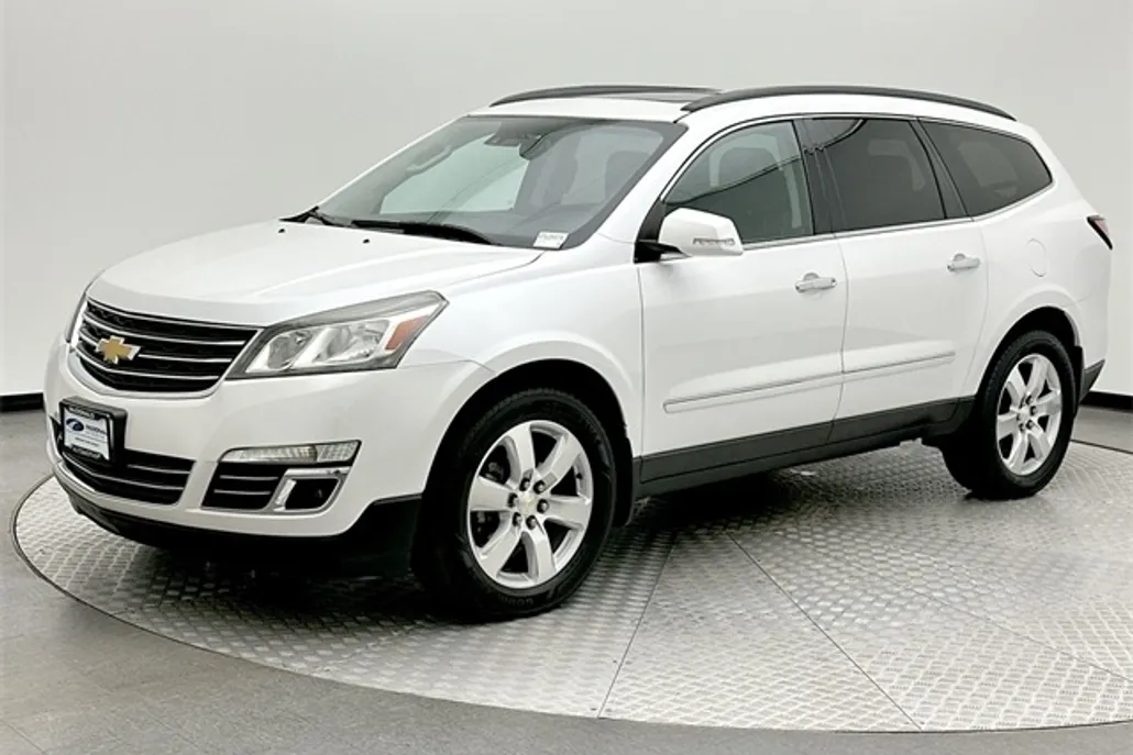 2016 Chevrolet Traverse LTZ photo 1
