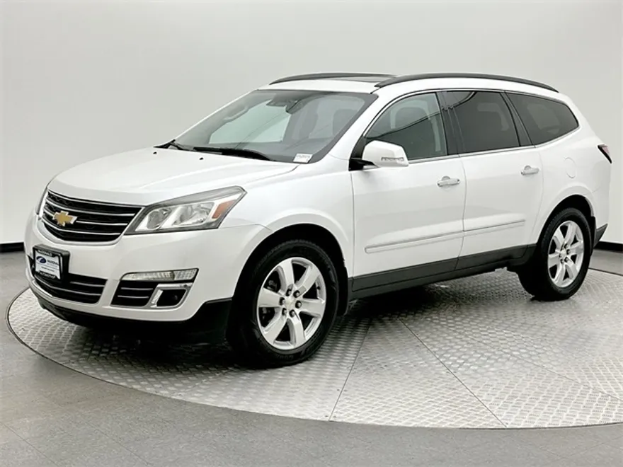 2016 Chevrolet Traverse LTZ photo 1