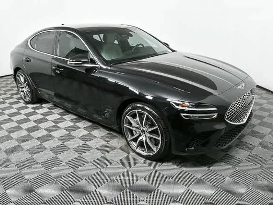 2025 Genesis G70 2.5T photo 1
