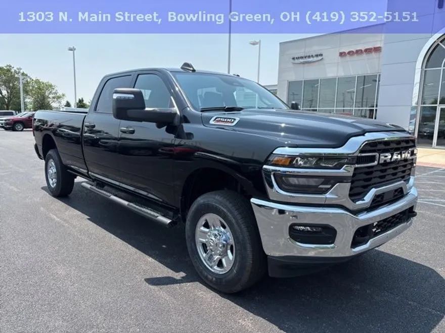2025 Ram 2500 Tradesman photo 1
