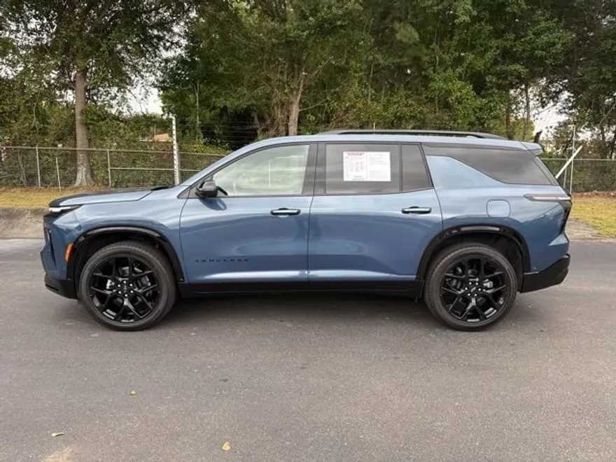 2024 Chevrolet Traverse RS photo 1