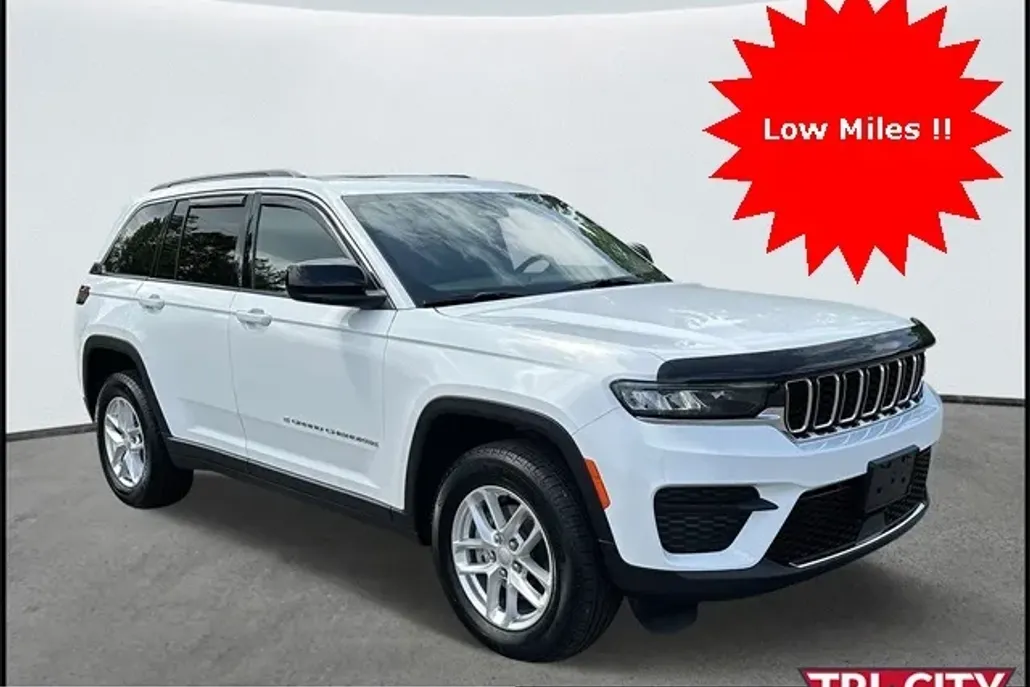 2024 Jeep Grand Cherokee Laredo X photo 1
