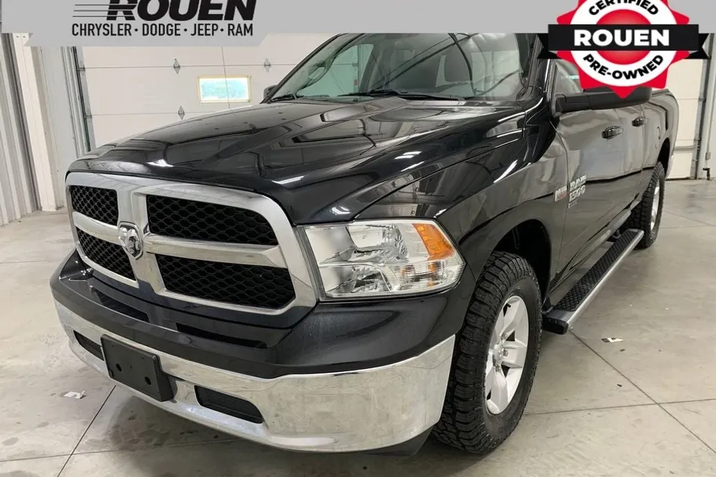 2019 Ram 1500 Classic SLT photo 1