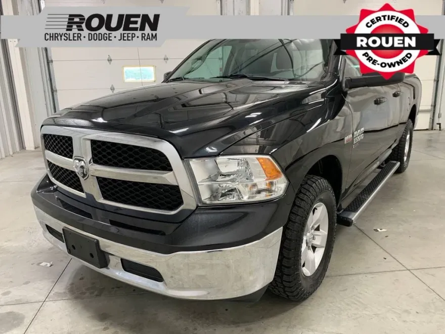 2019 Ram 1500 Classic SLT photo 1