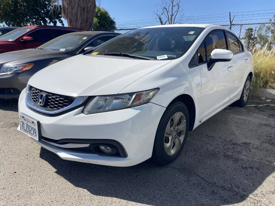2015 Honda Civic LX photo 1