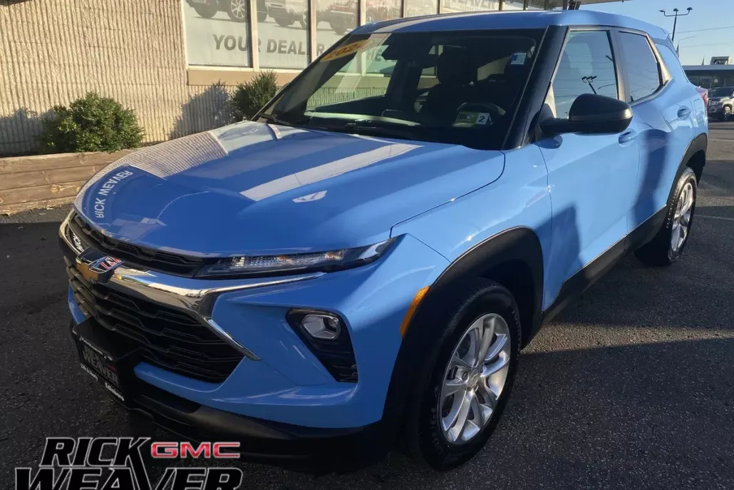 2024 Chevrolet Trailblazer LS photo 1