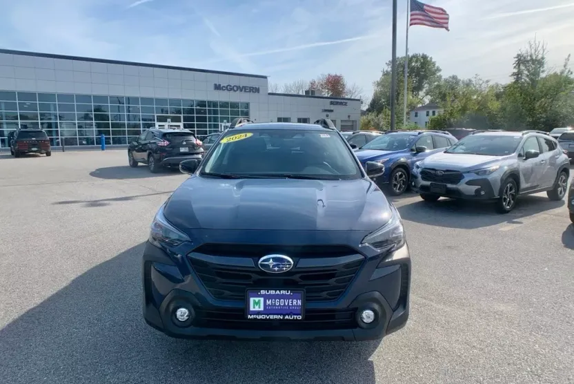 2024 Subaru Outback Premium photo 1