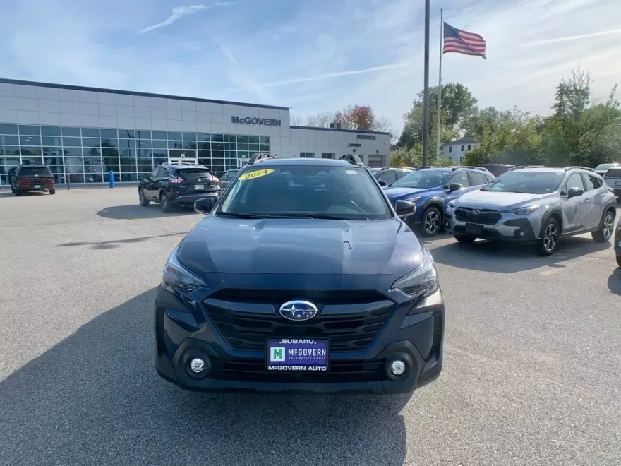 2024 Subaru Outback Premium photo 1