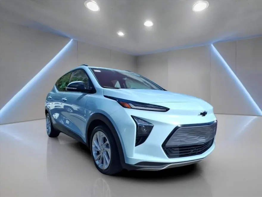 2022 Chevrolet Bolt EUV photo 1