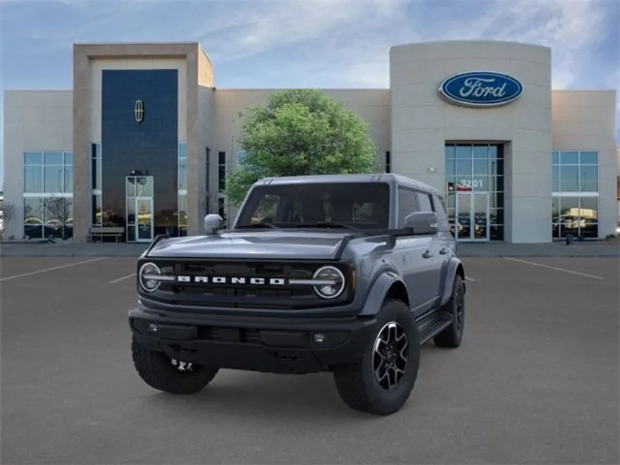 2025 Ford Bronco Outer Banks photo 1