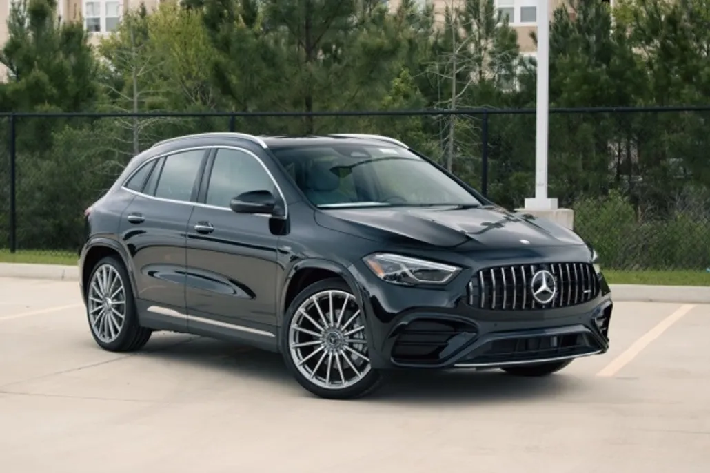 2025 Mercedes Benz GLA AMG 35 4MATIC photo 1