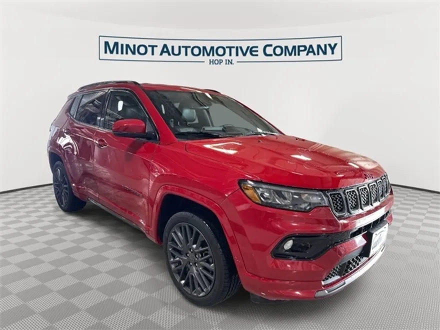 2023 Jeep Compass Limited photo 1