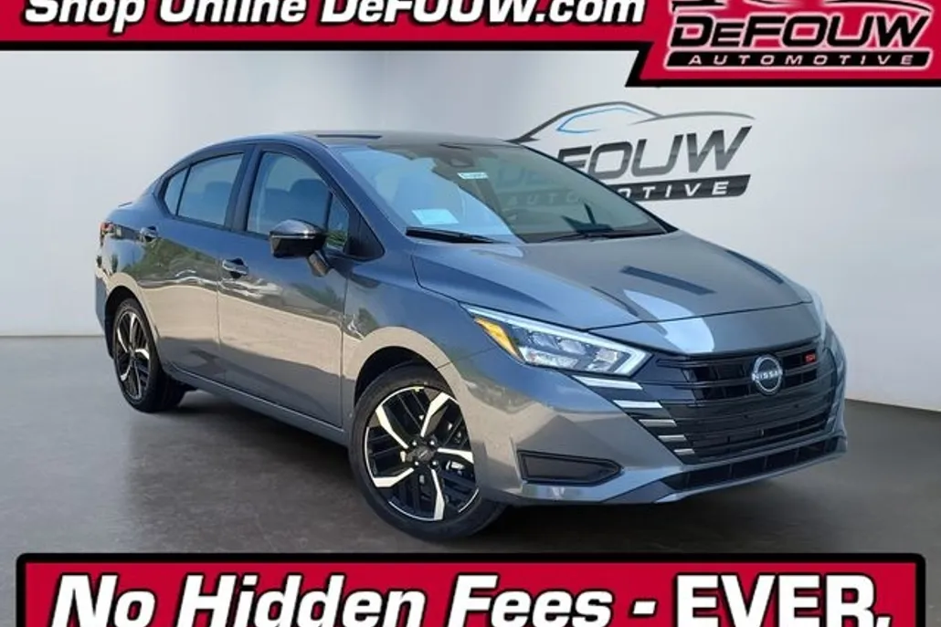 2025 Nissan Versa 1.6 SR photo 1