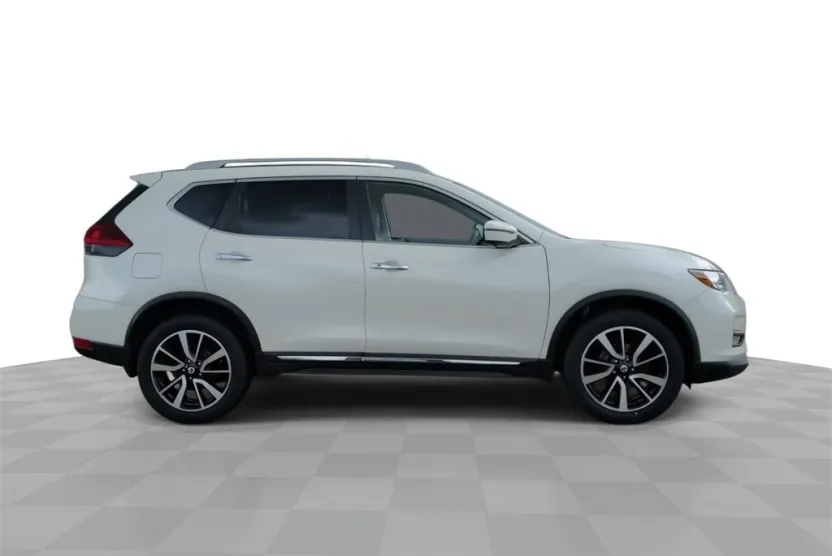 2020 Nissan Rogue S photo 1