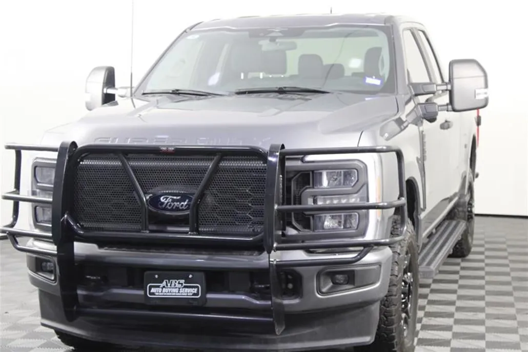 2023 Ford F-250 XL photo 1