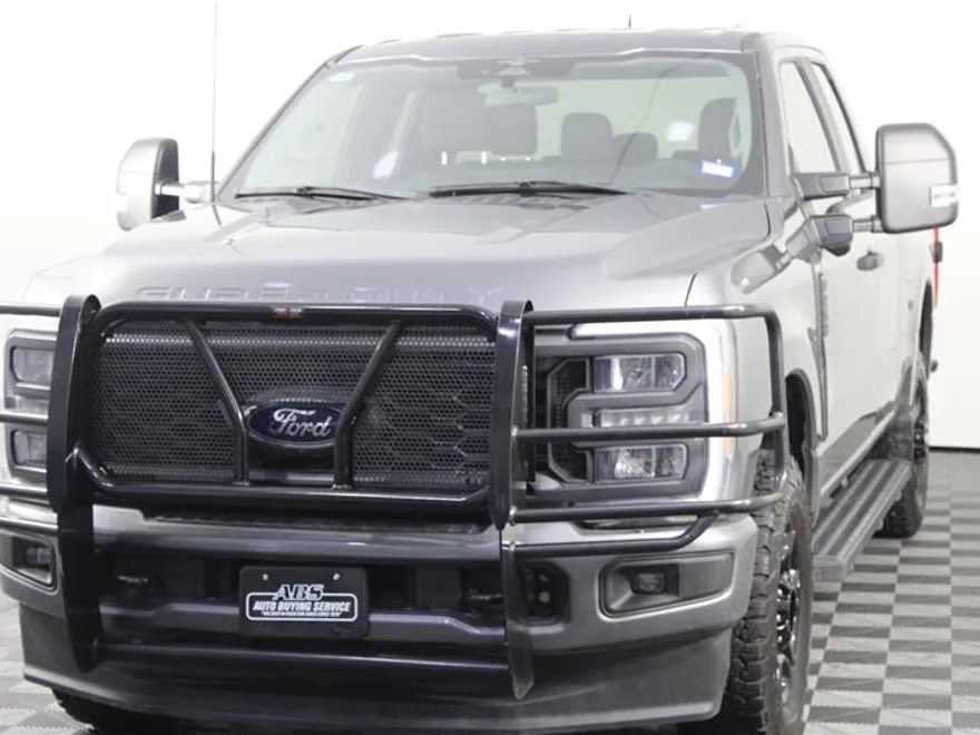 2023 Ford F-250 XL photo 1