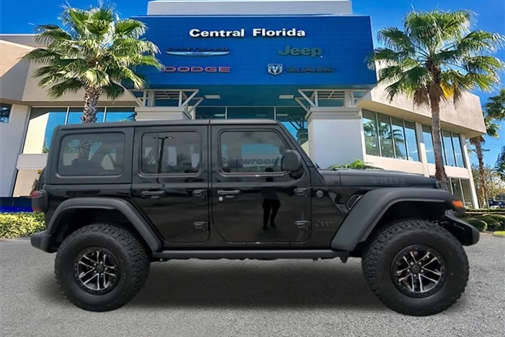 2025 Jeep Wrangler Willys photo 1