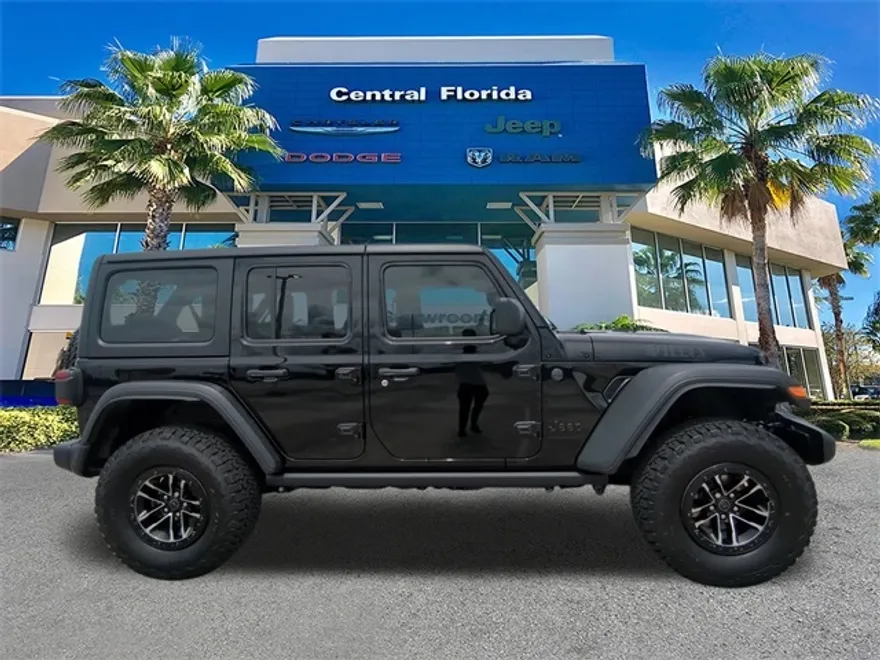 2025 Jeep Wrangler Willys photo 1