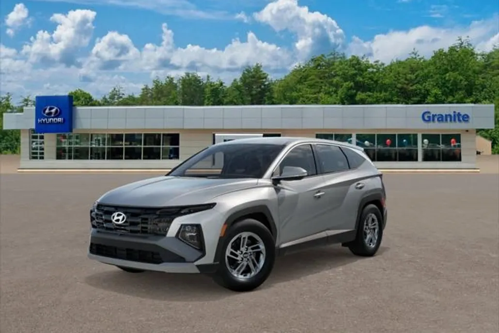2025 Hyundai Tucson SE photo 1
