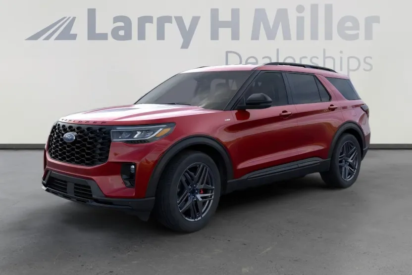 2025 Ford Explorer ST-Line photo 1