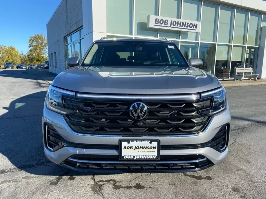 2024 Volkswagen Atlas SEL Premium R-Line photo 1