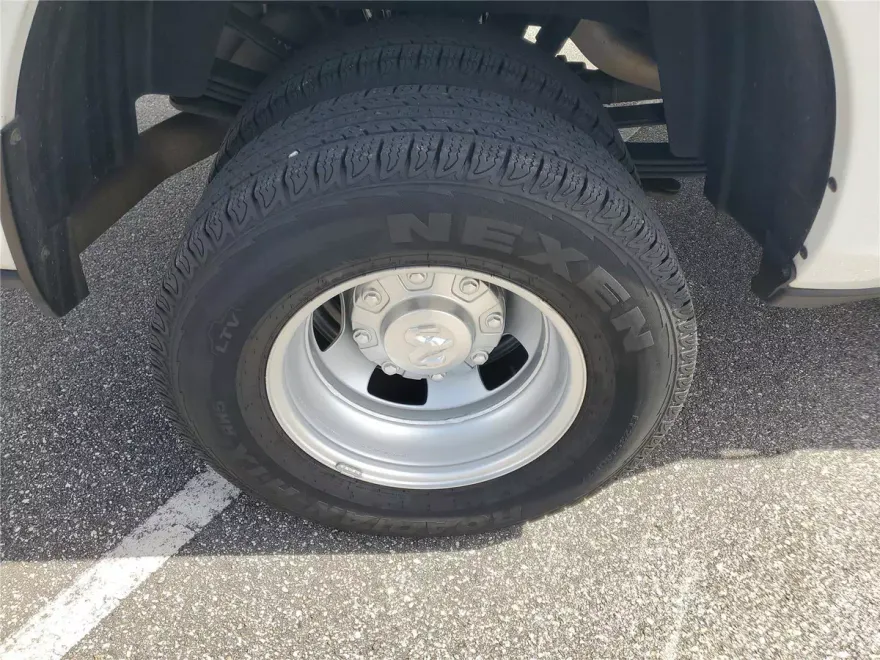 2022 Ram 3500 Tradesman photo 1
