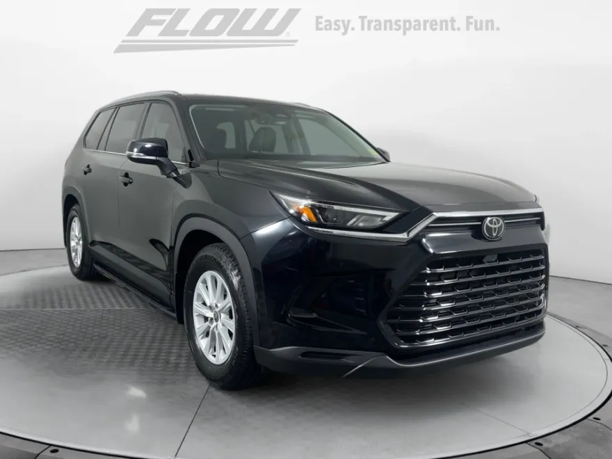 2024 Toyota Grand Highlander XLE photo 1
