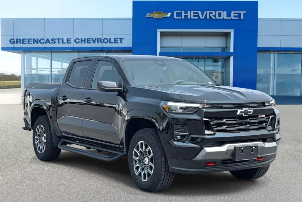2025 Chevrolet Colorado Z71 photo 1