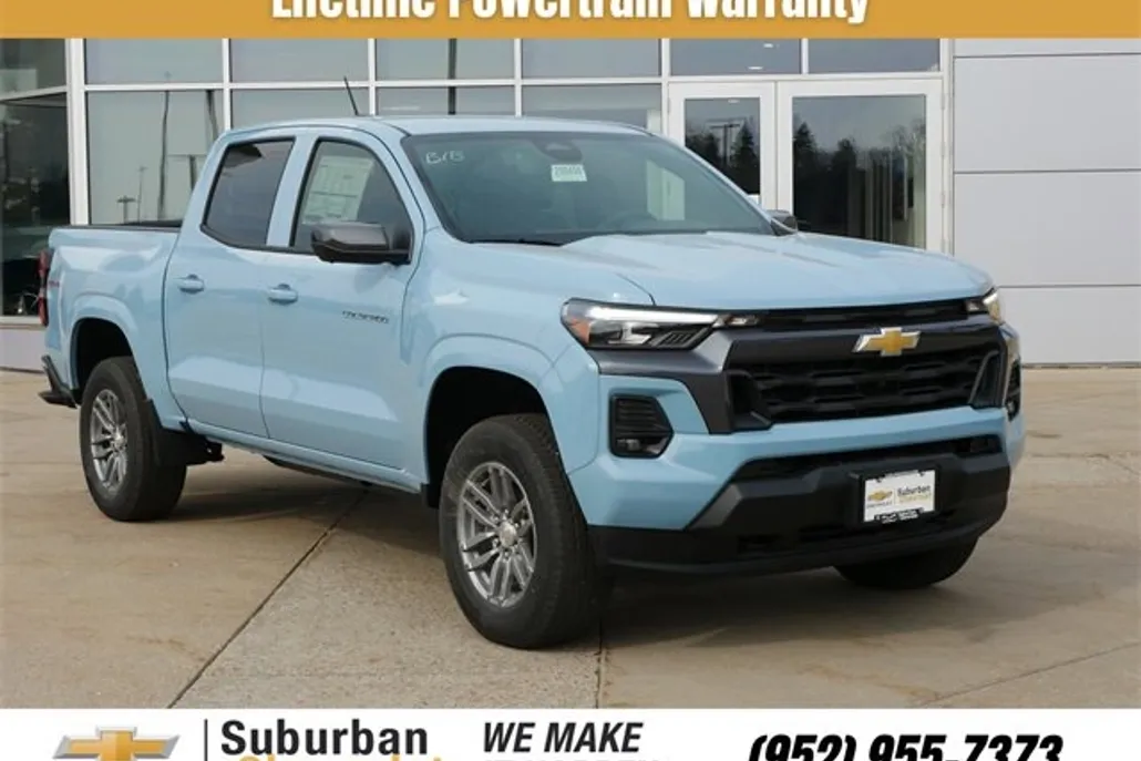 2025 Chevrolet Colorado Work Truck LT photo 1