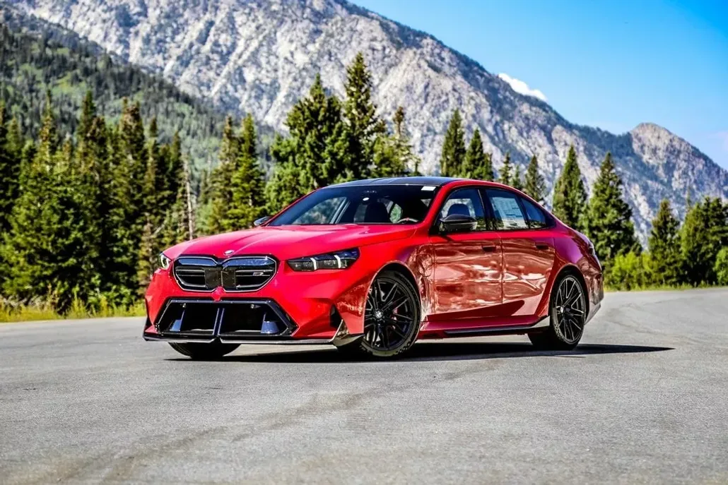 2026 Bmw M5 5 photo 1