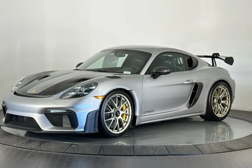 2025 Porsche Cayman GT4 RS photo 1