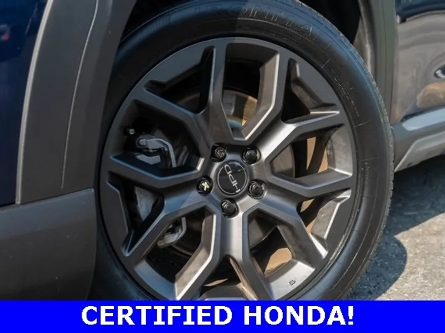 2024 Honda Pilot Touring photo 1