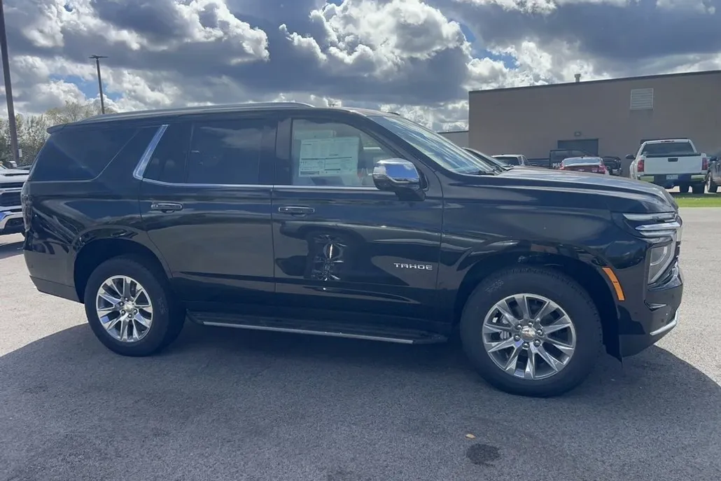 2026 Chevrolet Tahoe Premier photo 1